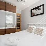 Apartamento Osiedle Piastów Charming By Bookinghost Cracóvia