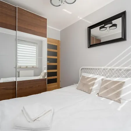 Apartman Osiedle Piastow Charming By Bookinghost Krakkó