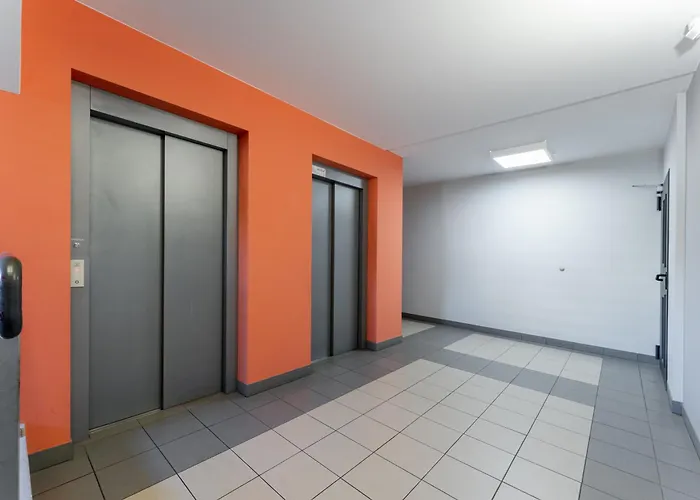 Osiedle Piastow Charming By Bookinghost كراكوفيا