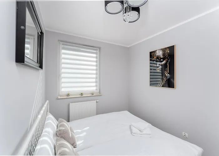 Osiedle Piastow Charming By Bookinghost كراكوفيا