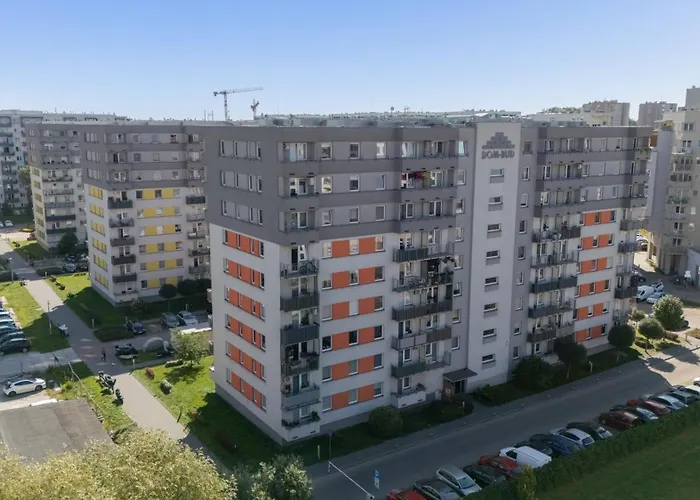 Osiedle Piastow Charming By Bookinghost Apartman