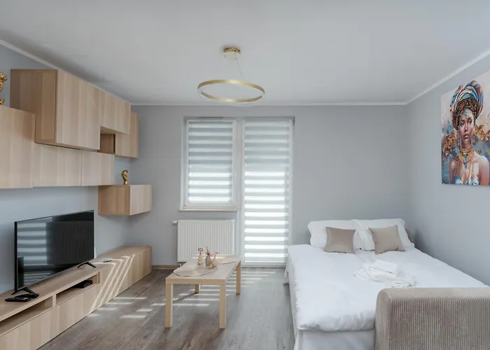 Apartman Osiedle Piastow Charming By Bookinghost *